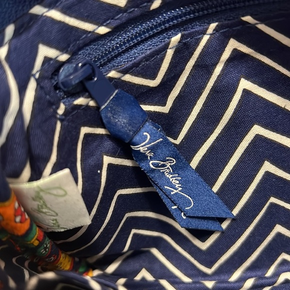 VERA BRADLEY Venetian Paisley Push Lock Wristlet - Picture 8 of 14